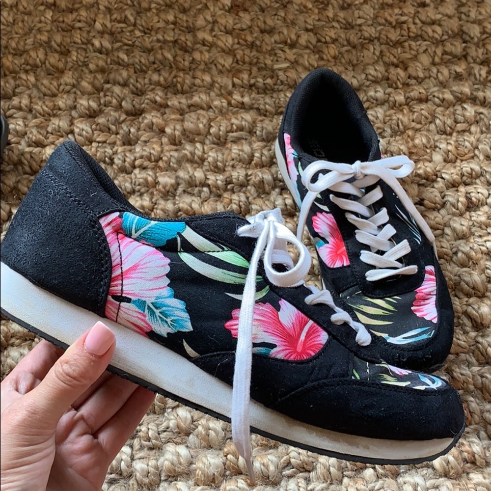 Soda sneaker